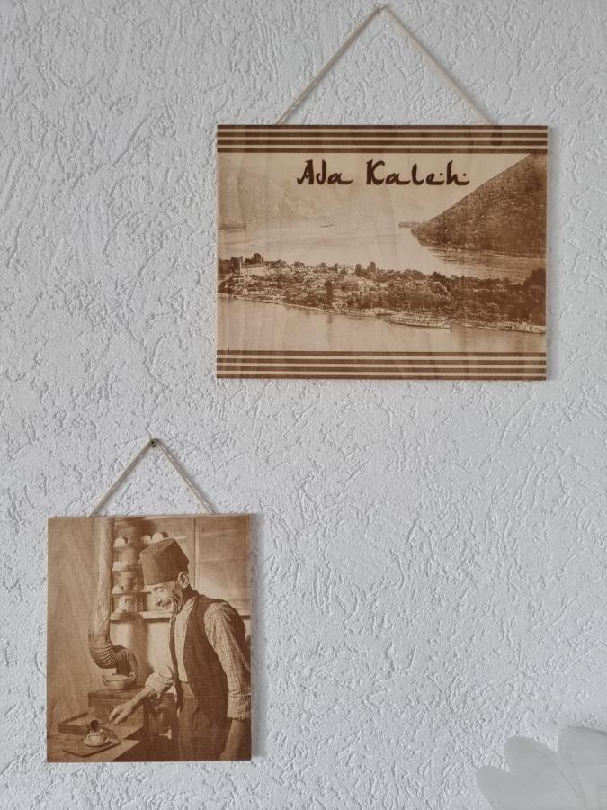 Apartment Ada Kaleh Orşova エクステリア 写真